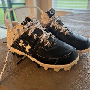 Under Armour Cleats - Youth